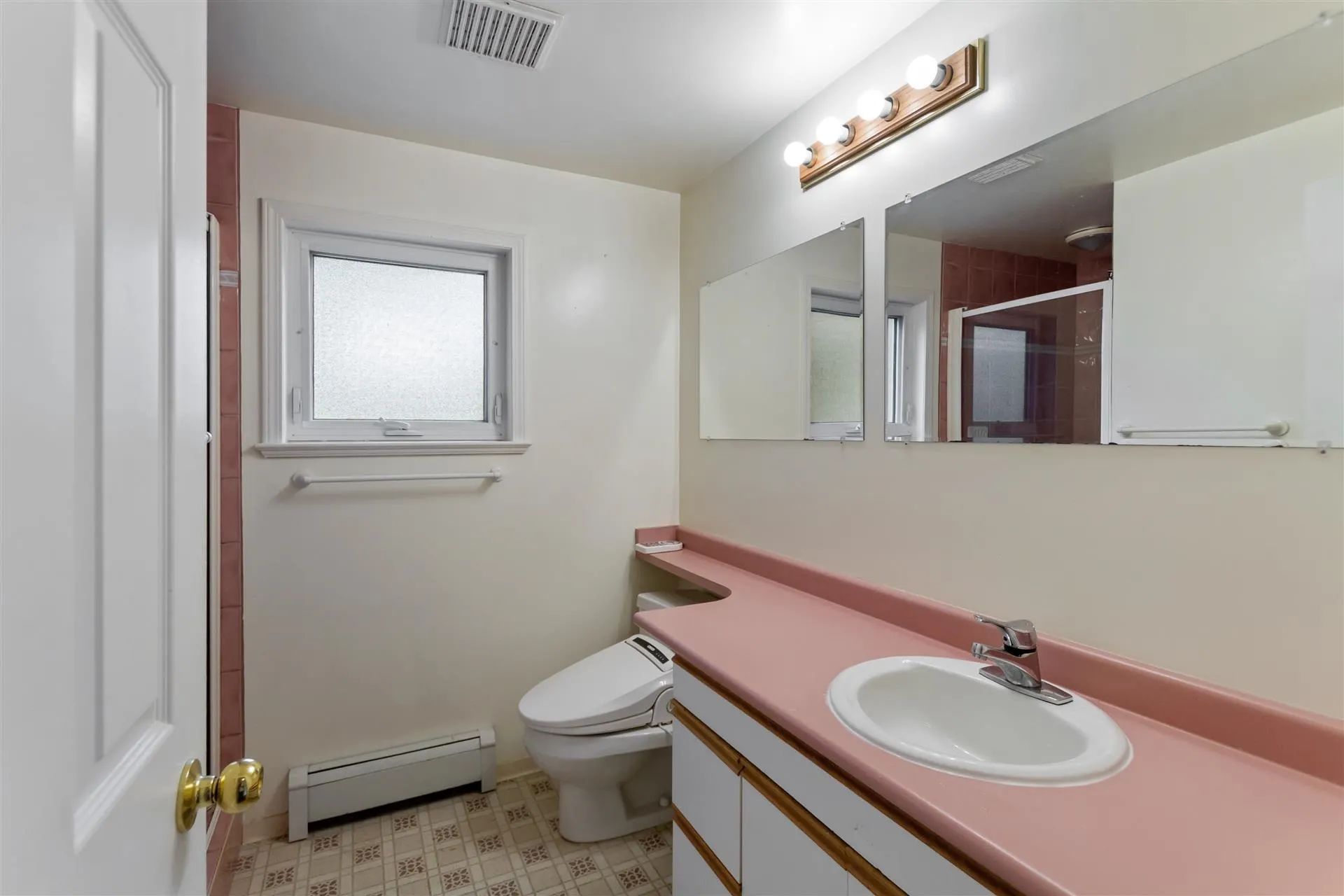 1806 Western Parkway