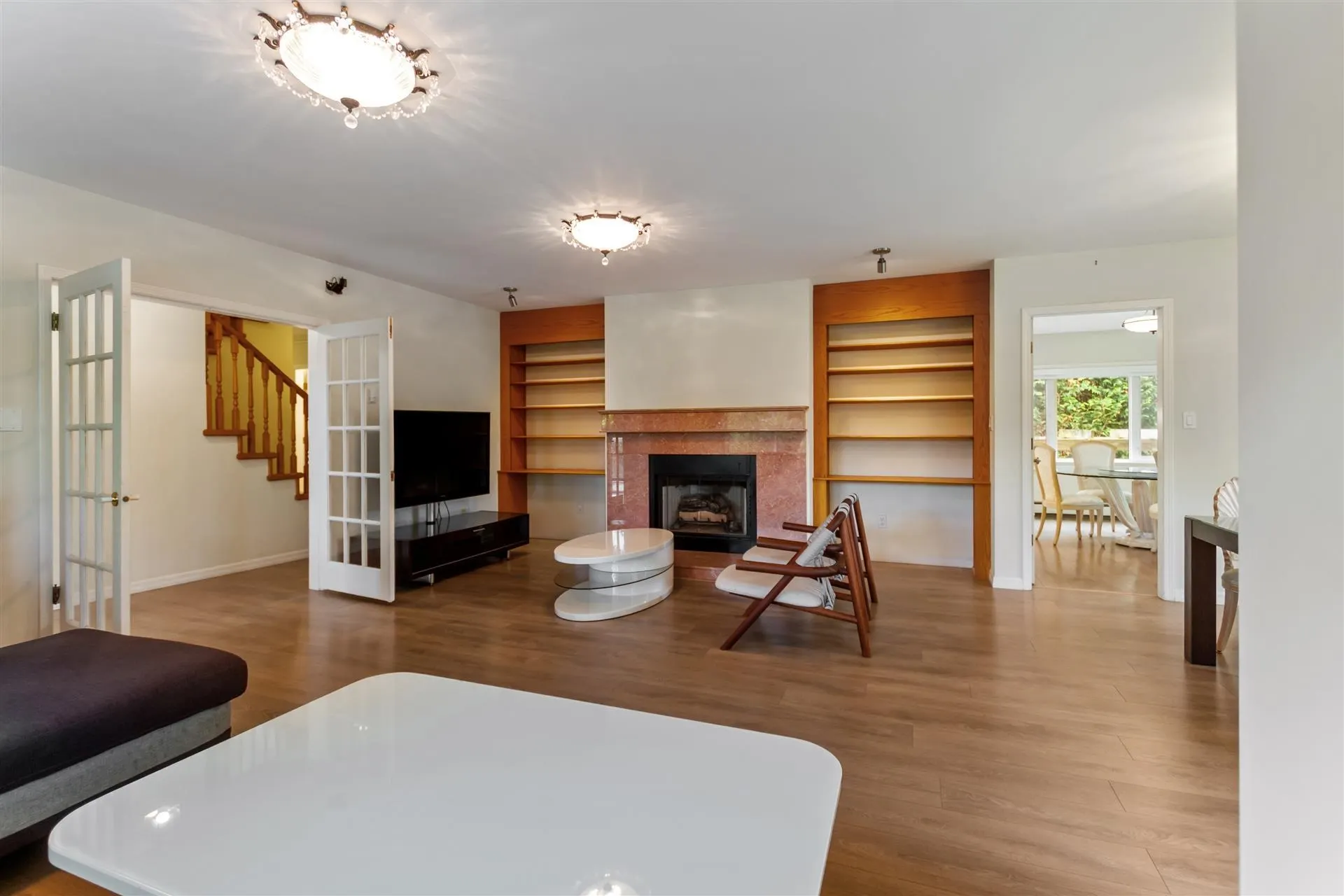 1806 Western Parkway
