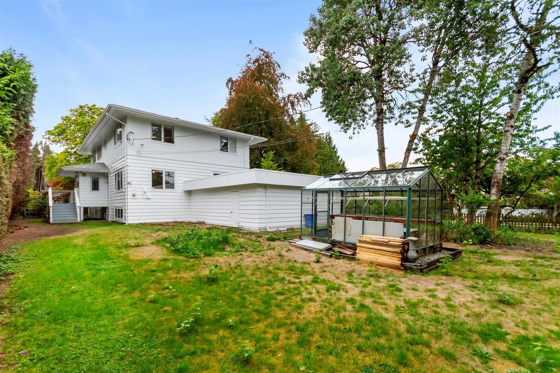 1806 Western Parkway