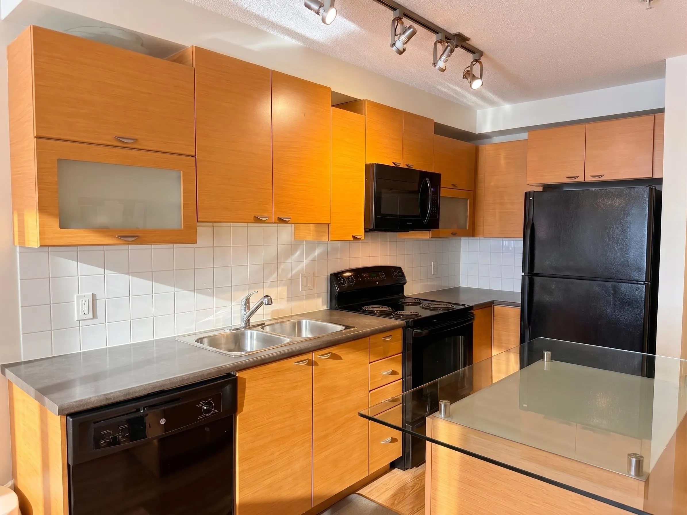 10707 139 Street #115