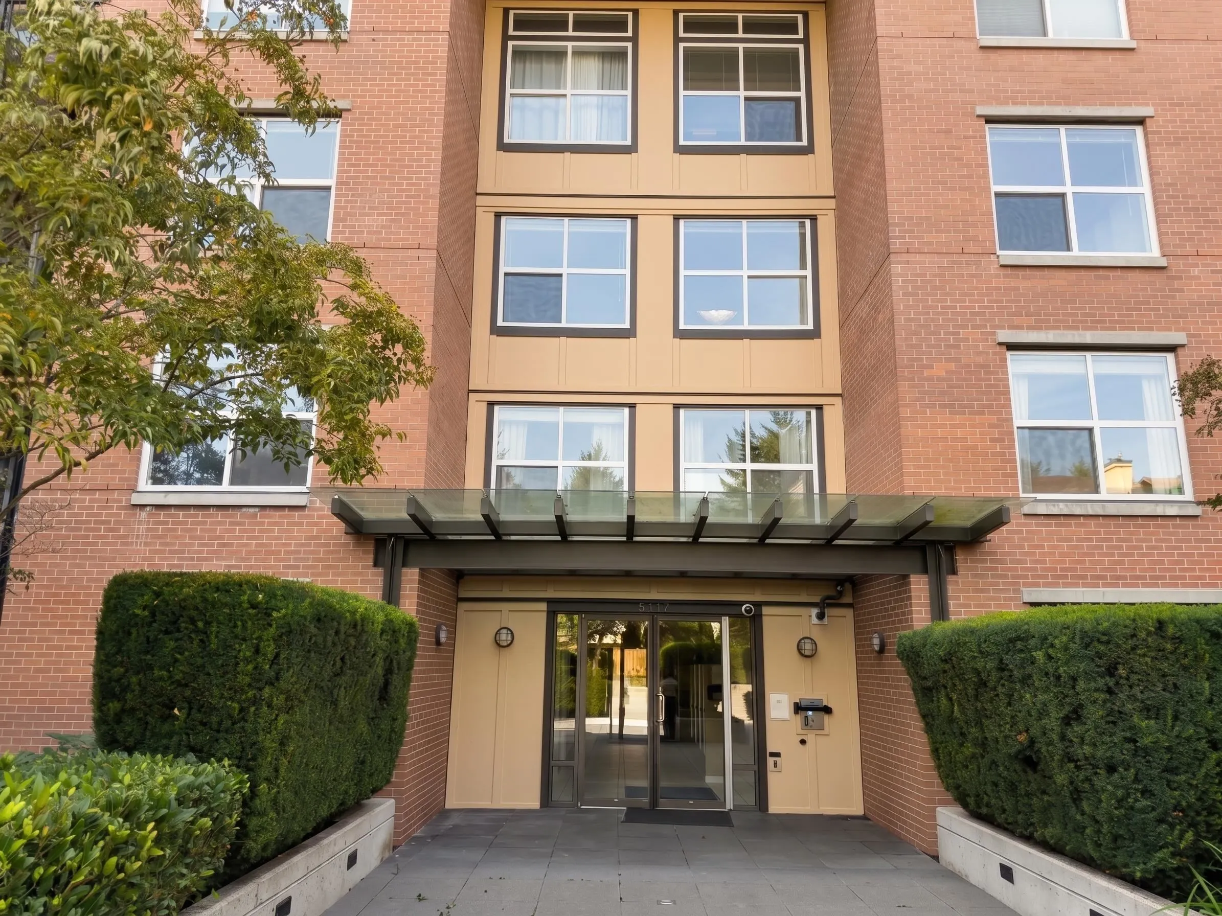 10707 139 Street #115