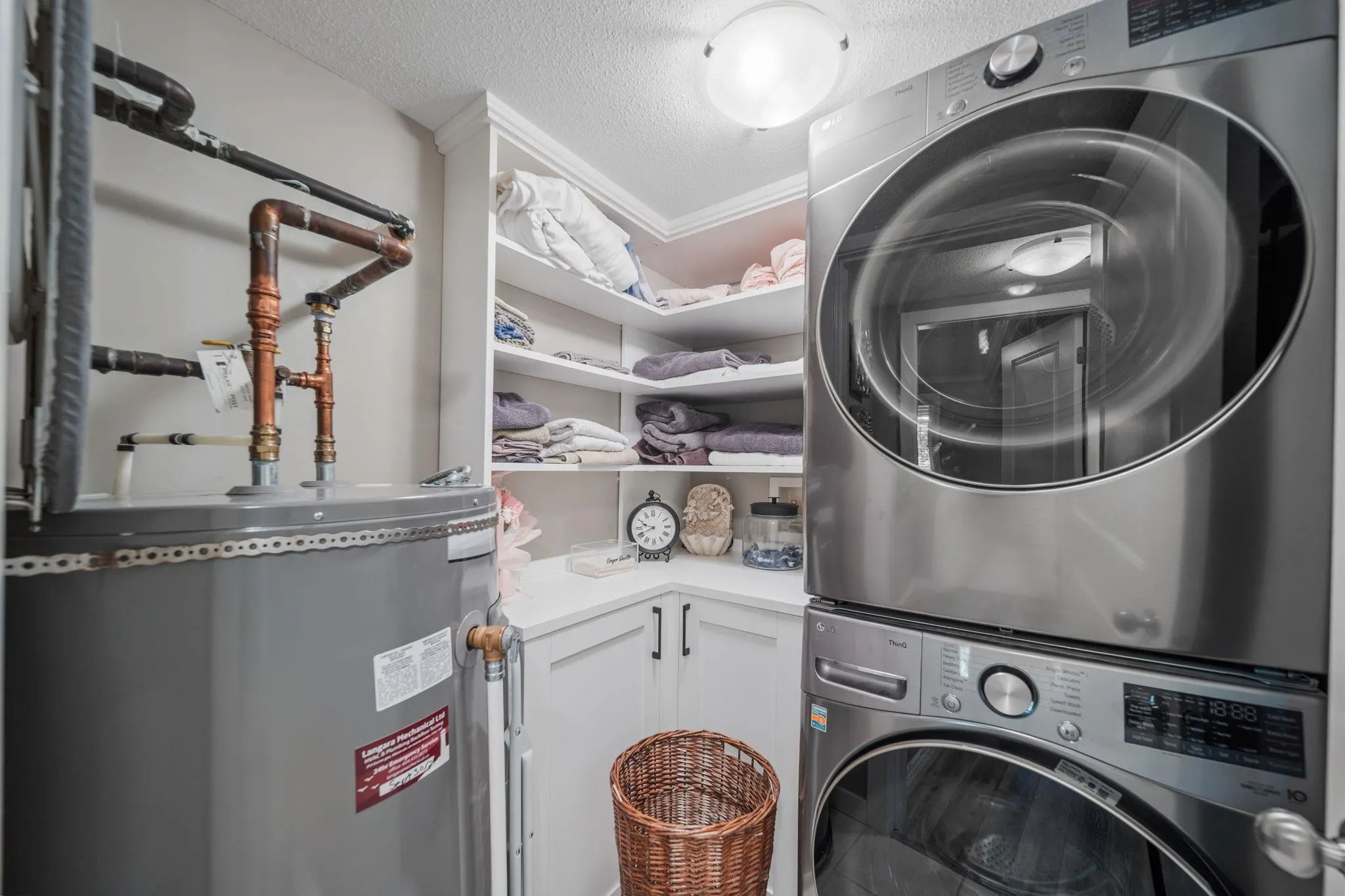 160 Shoreline Circle #302