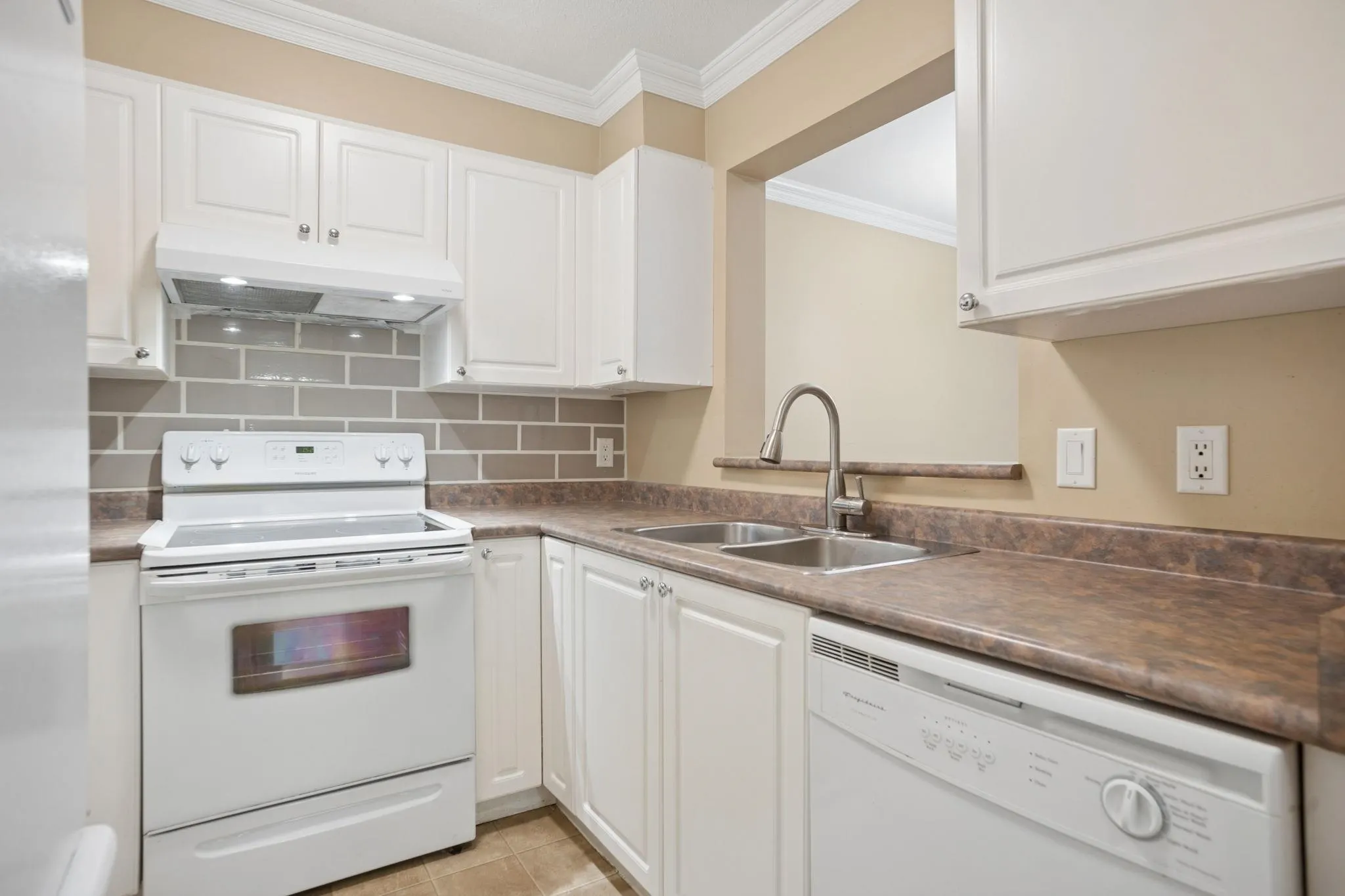 9979 140 Street #322
