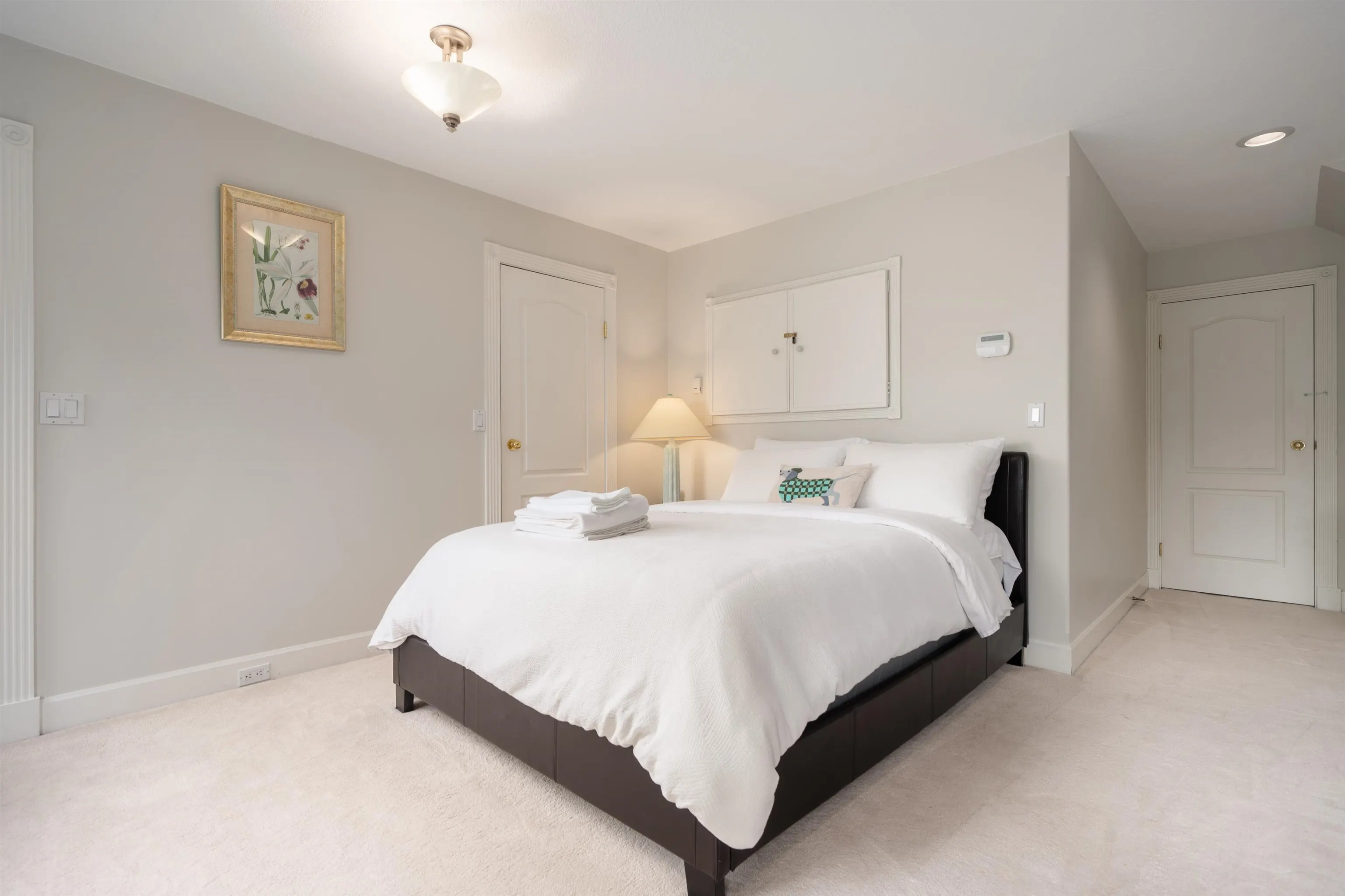 4333 Locarno Crescent