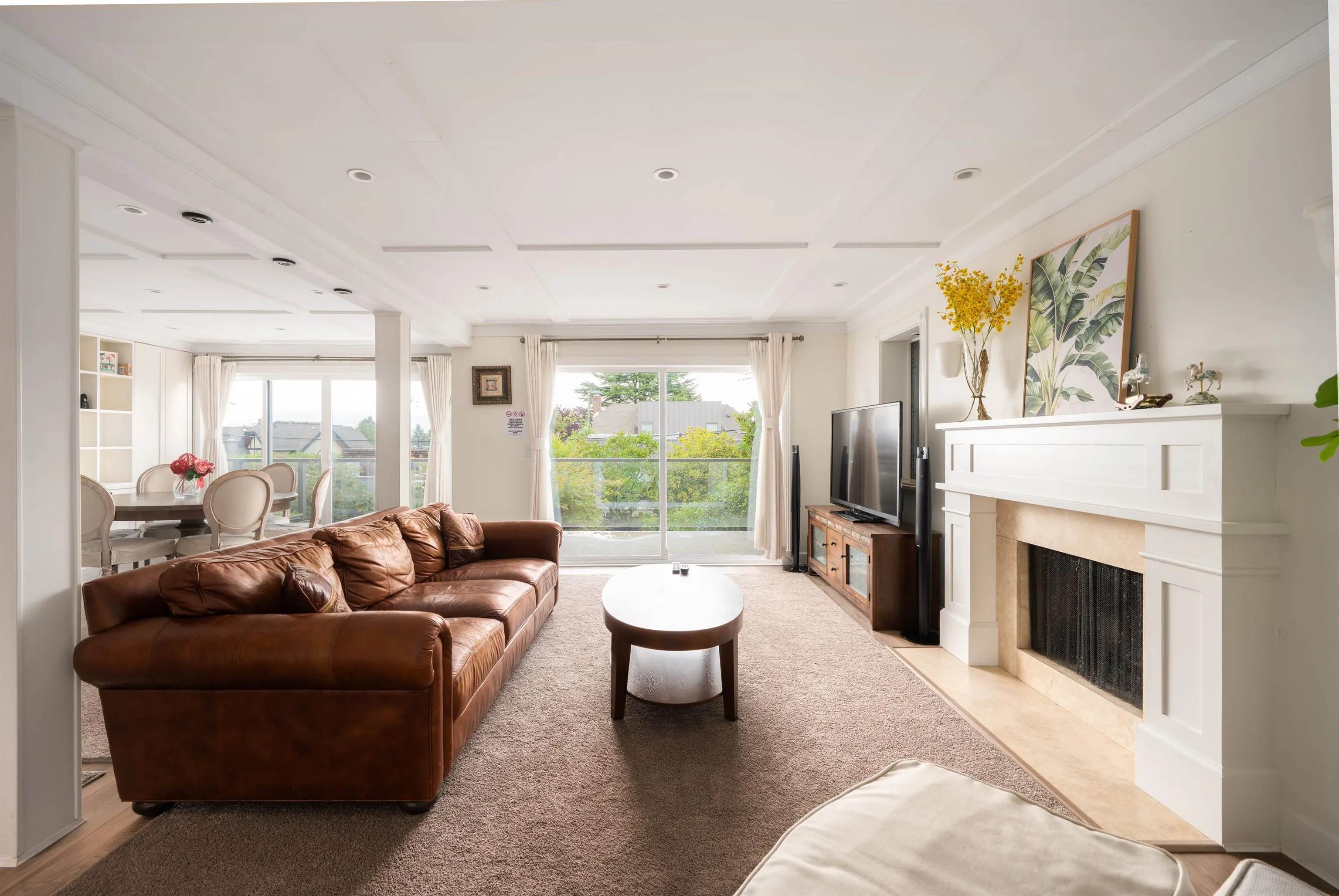 4333 Locarno Crescent