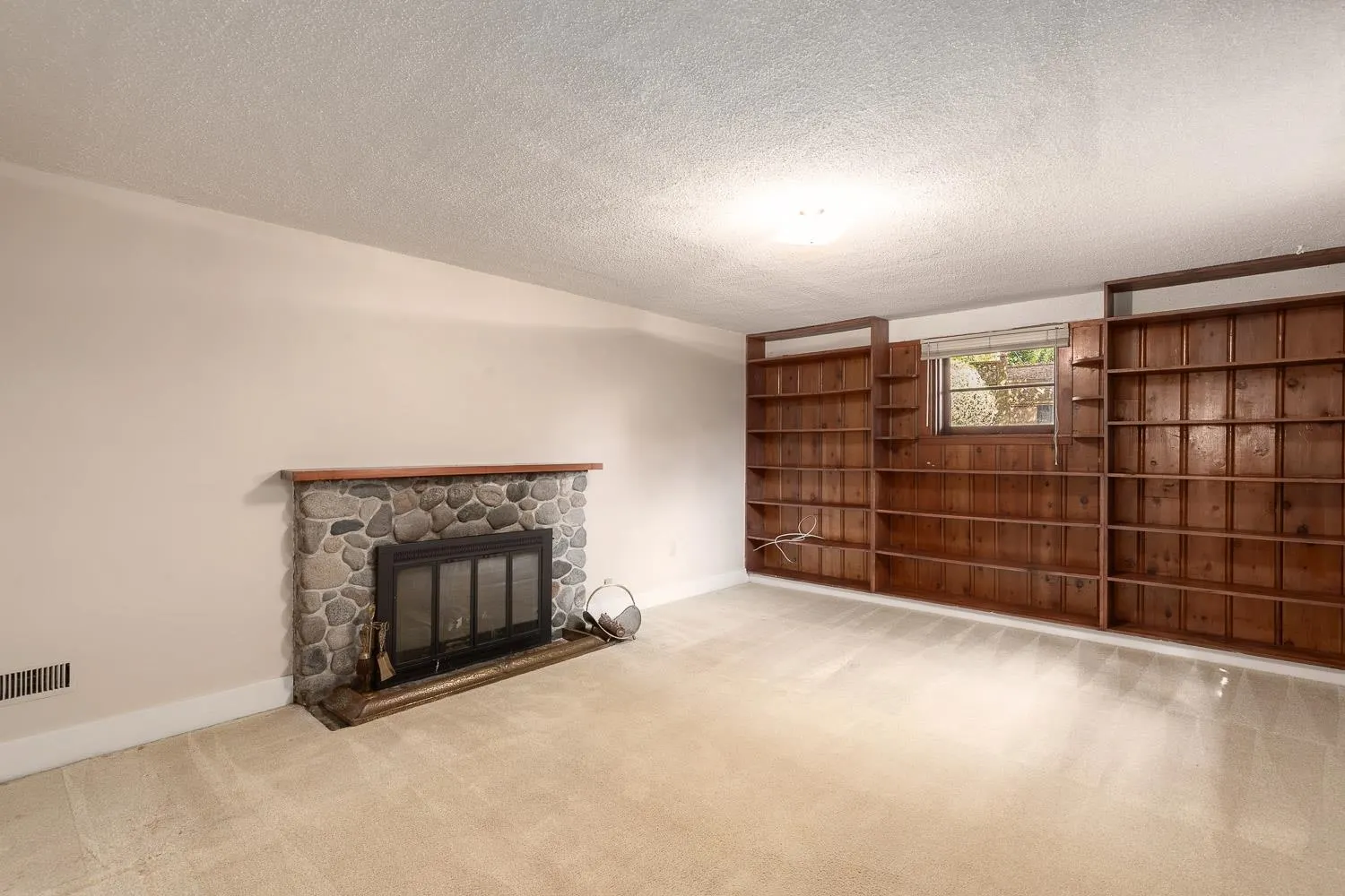 1441 Haywood Avenue