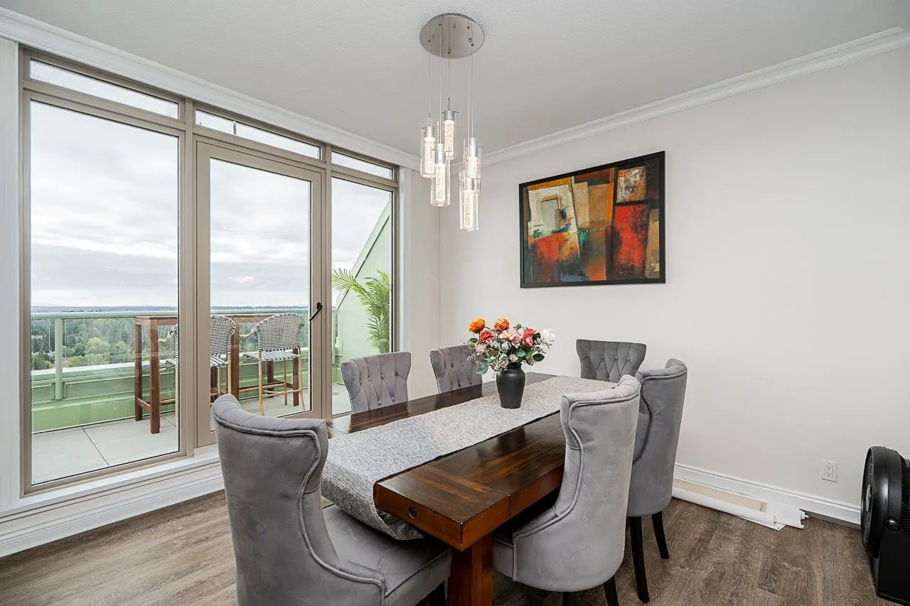 10082 148 Street #2304