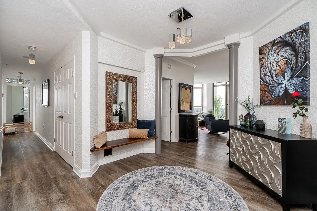 10082 148 Street #2304