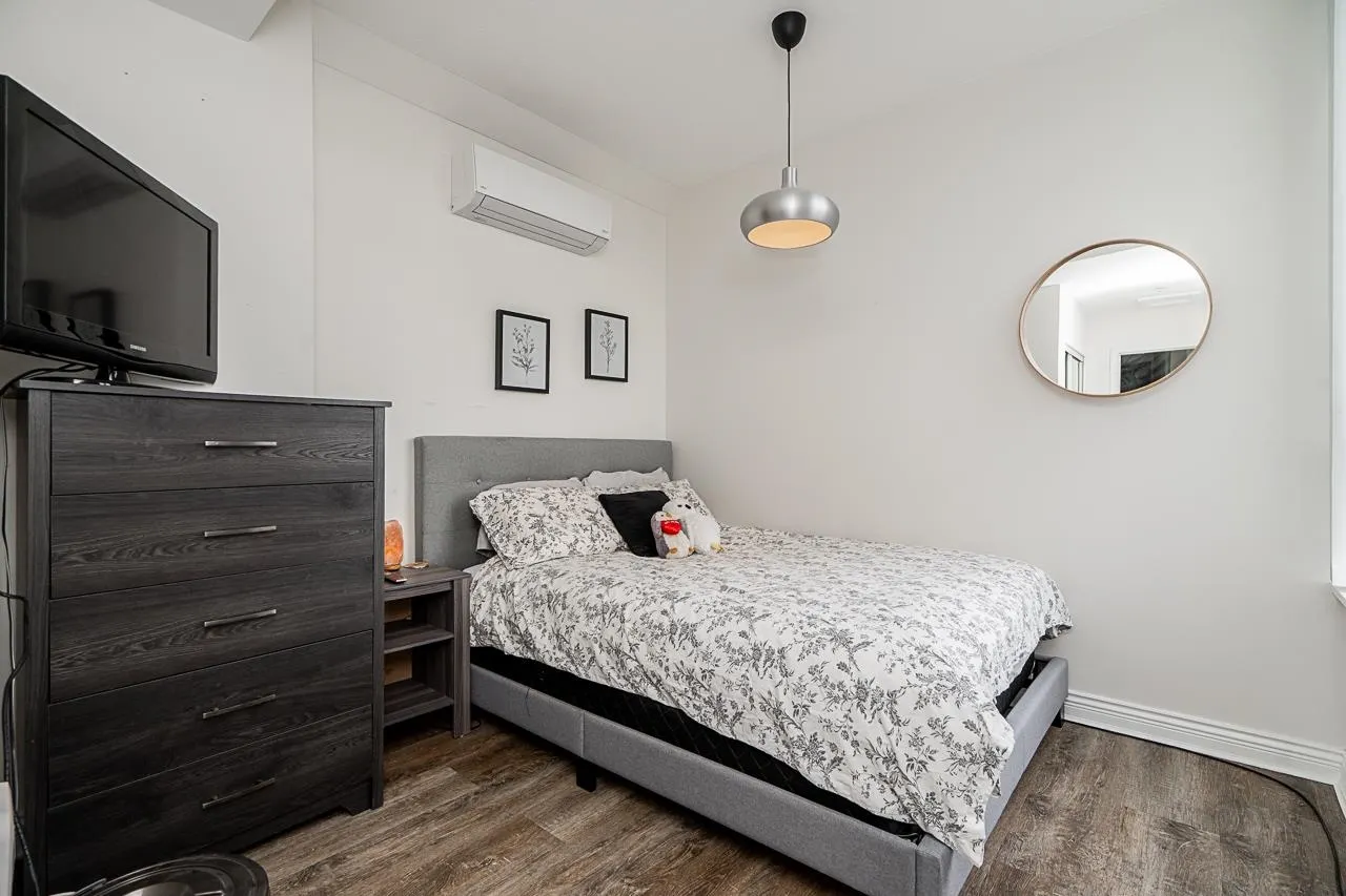 10082 148 Street #2304
