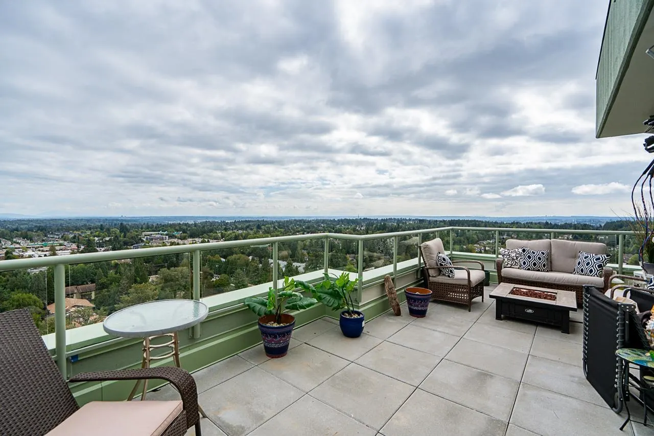10082 148 Street #2304