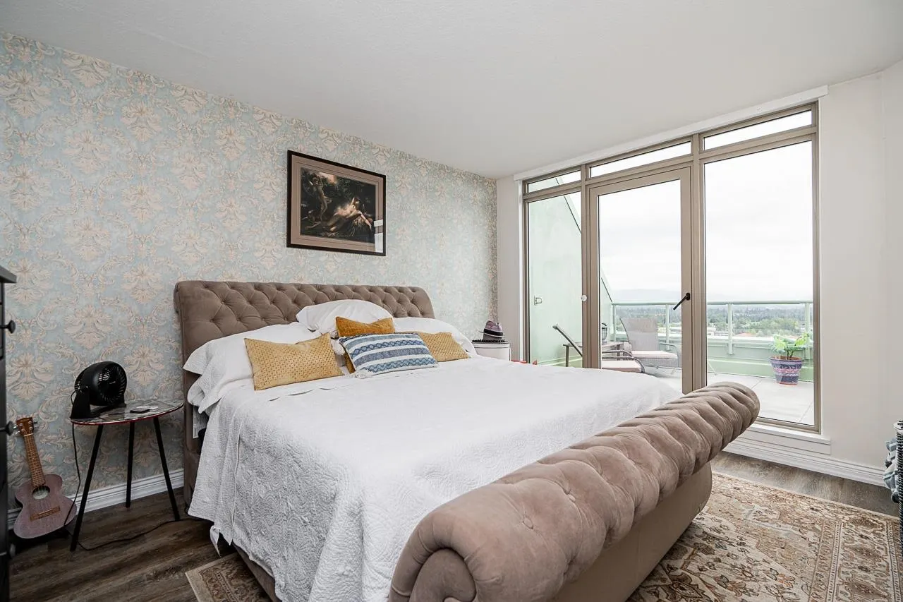 10082 148 Street #2304