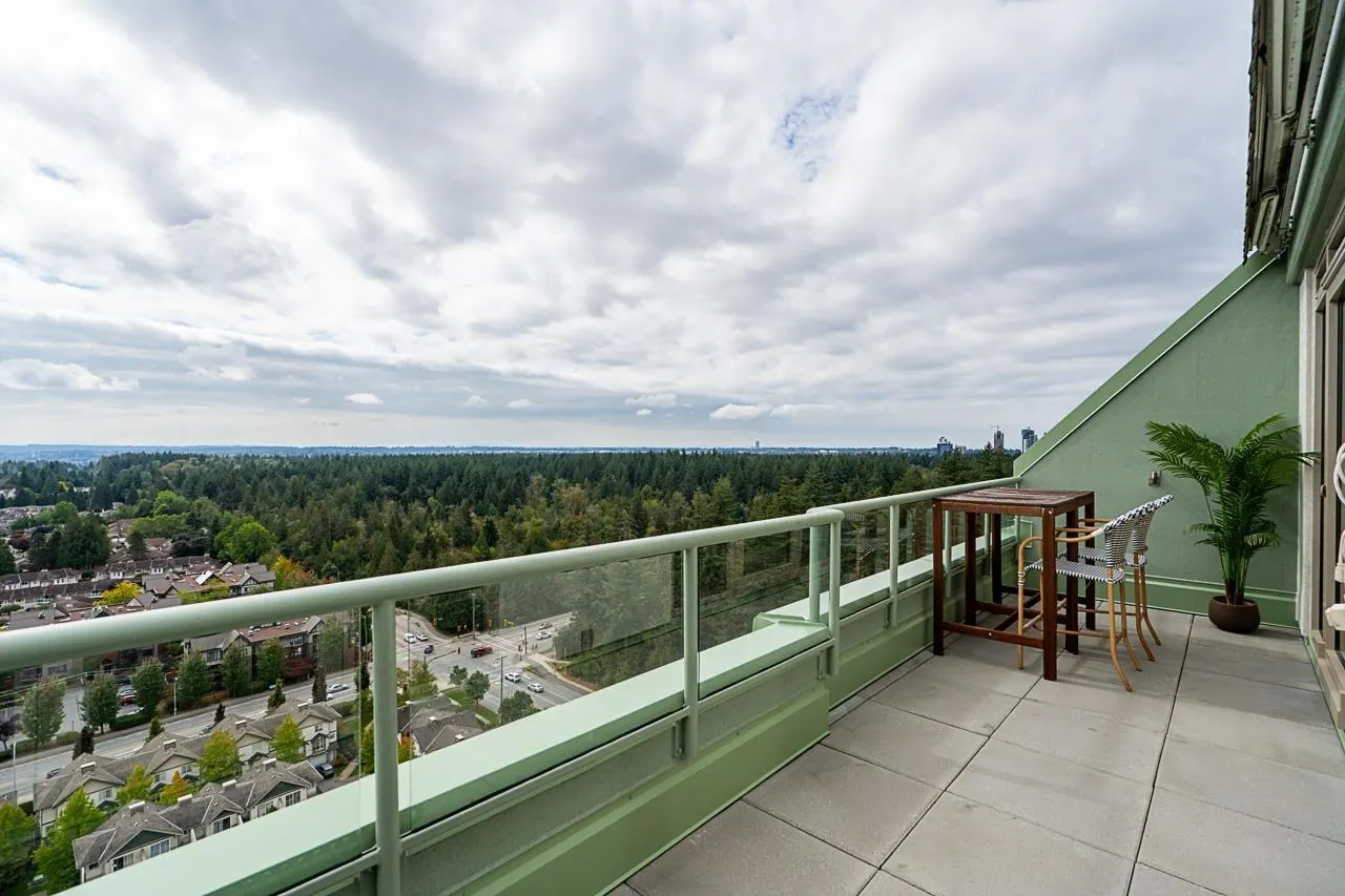 10082 148 Street #2304