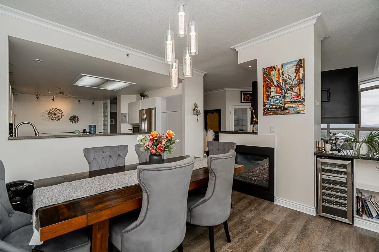 10082 148 Street #2304