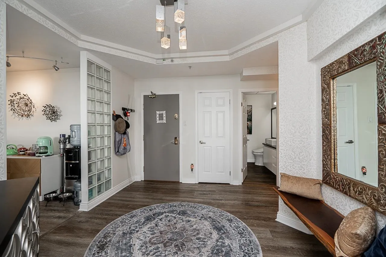 10082 148 Street #2304