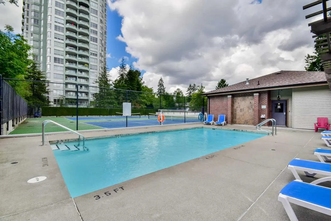 10082 148 Street #2304