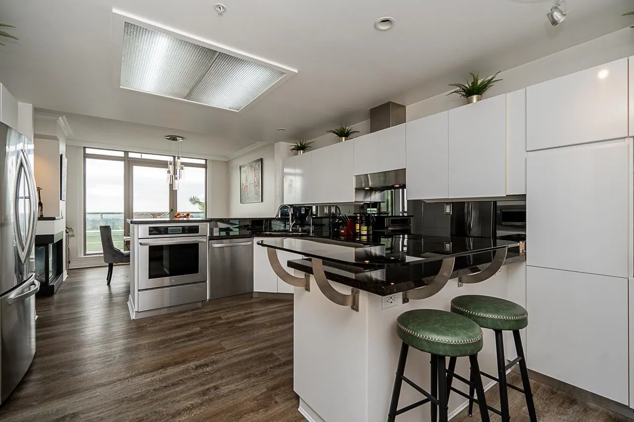 10082 148 Street #2304