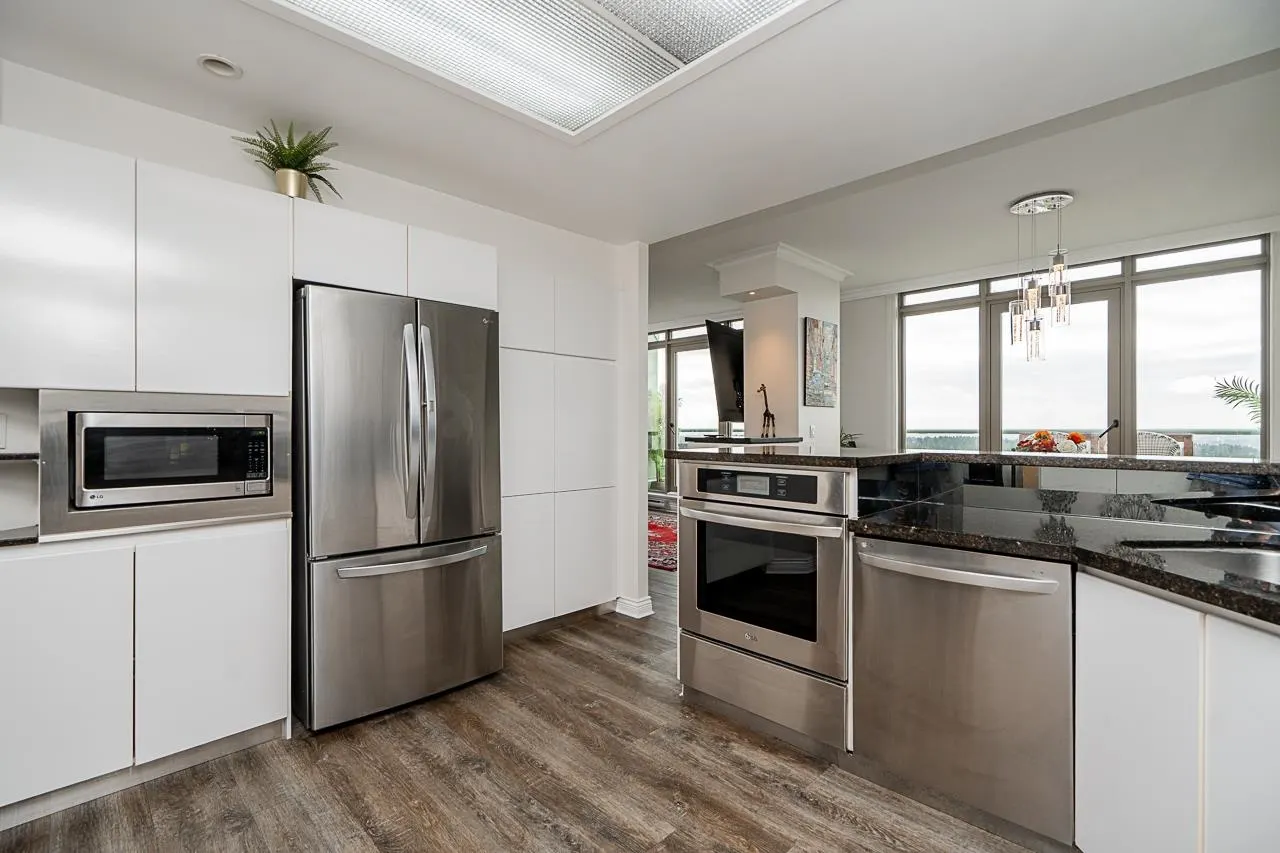 10082 148 Street #2304