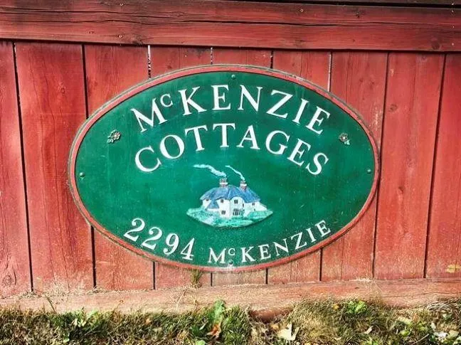 2294 Mckenzie Road