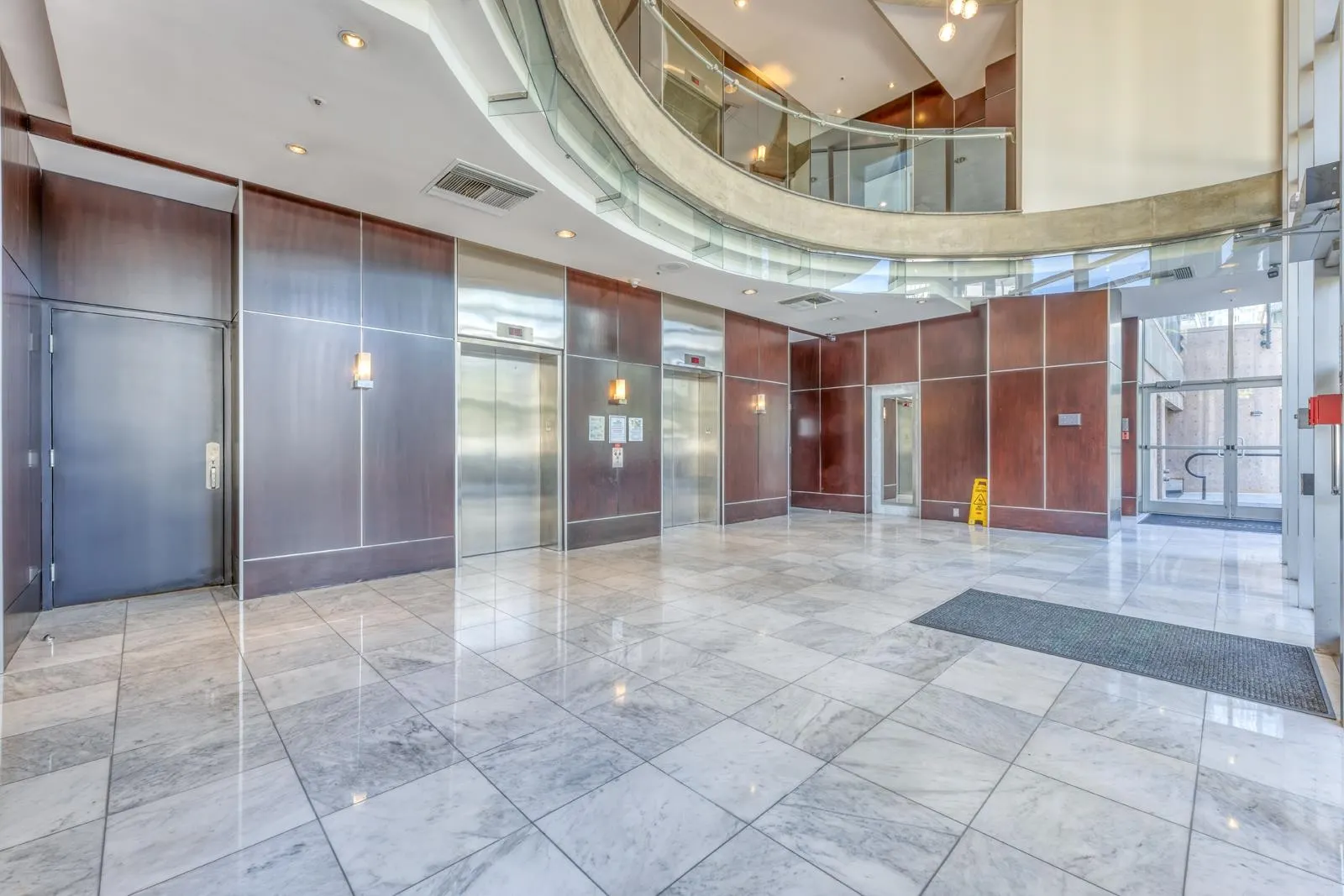 588 Broughton Street #1001