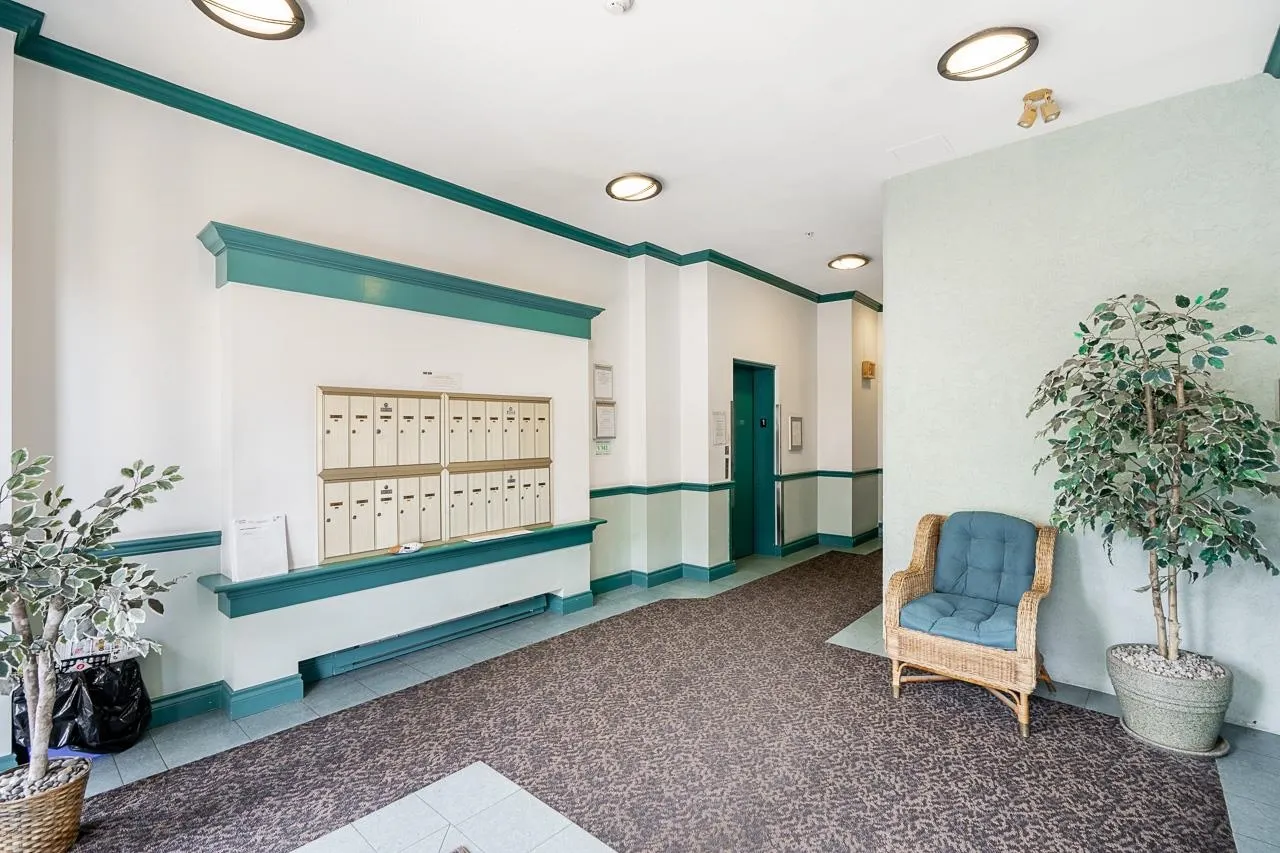 3615 W 17th Avenue #206