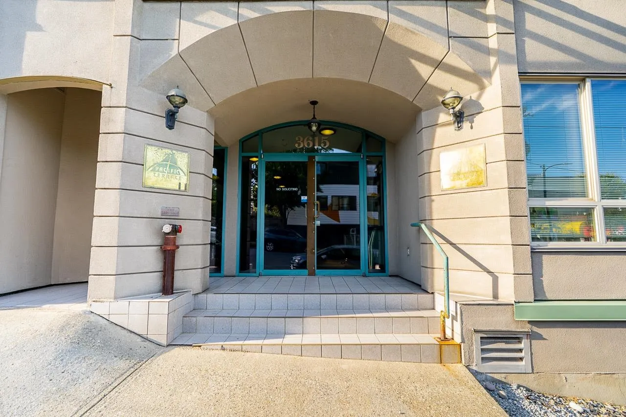 3615 W 17th Avenue #206