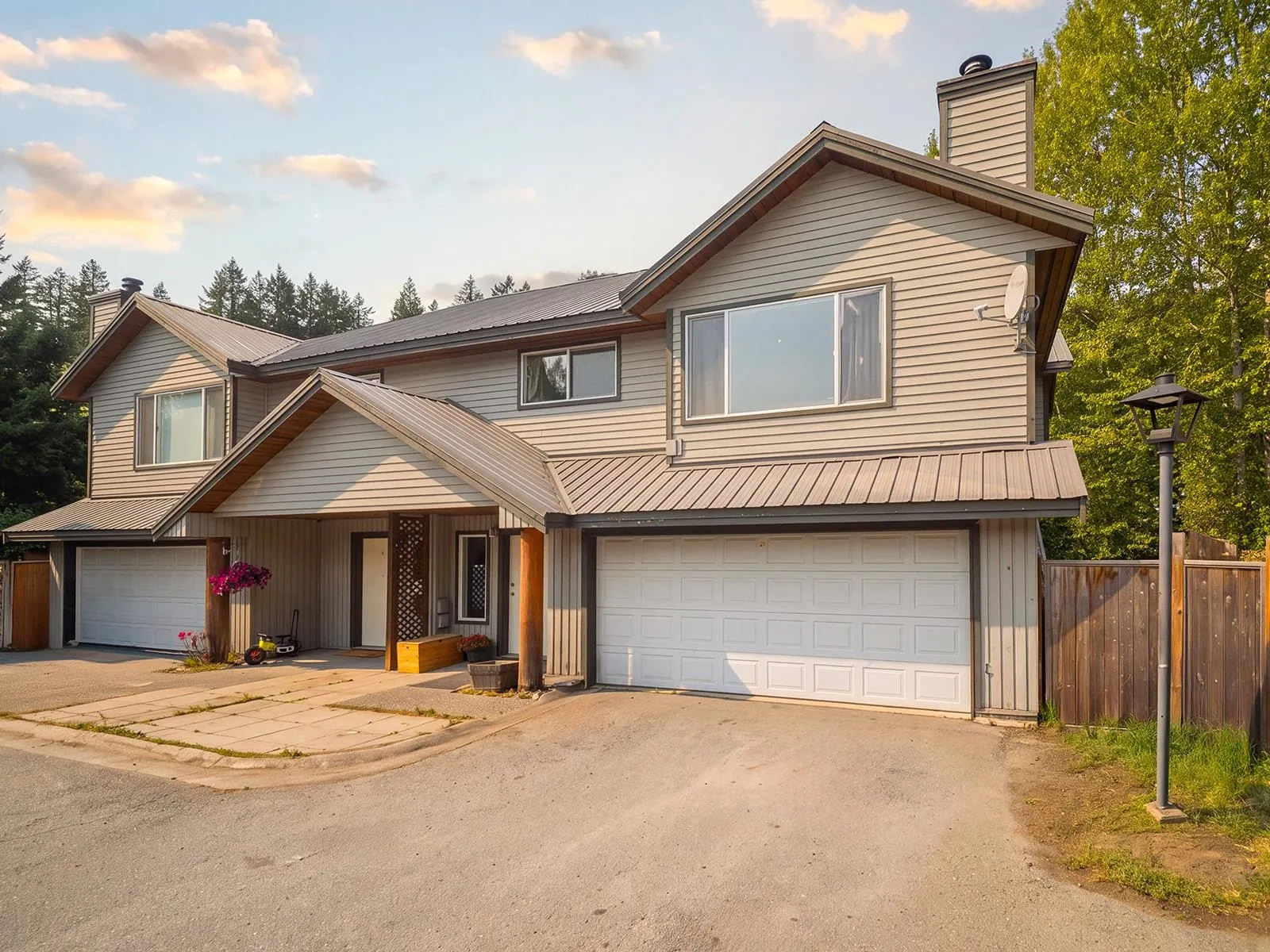 7467 Prospect Street #9