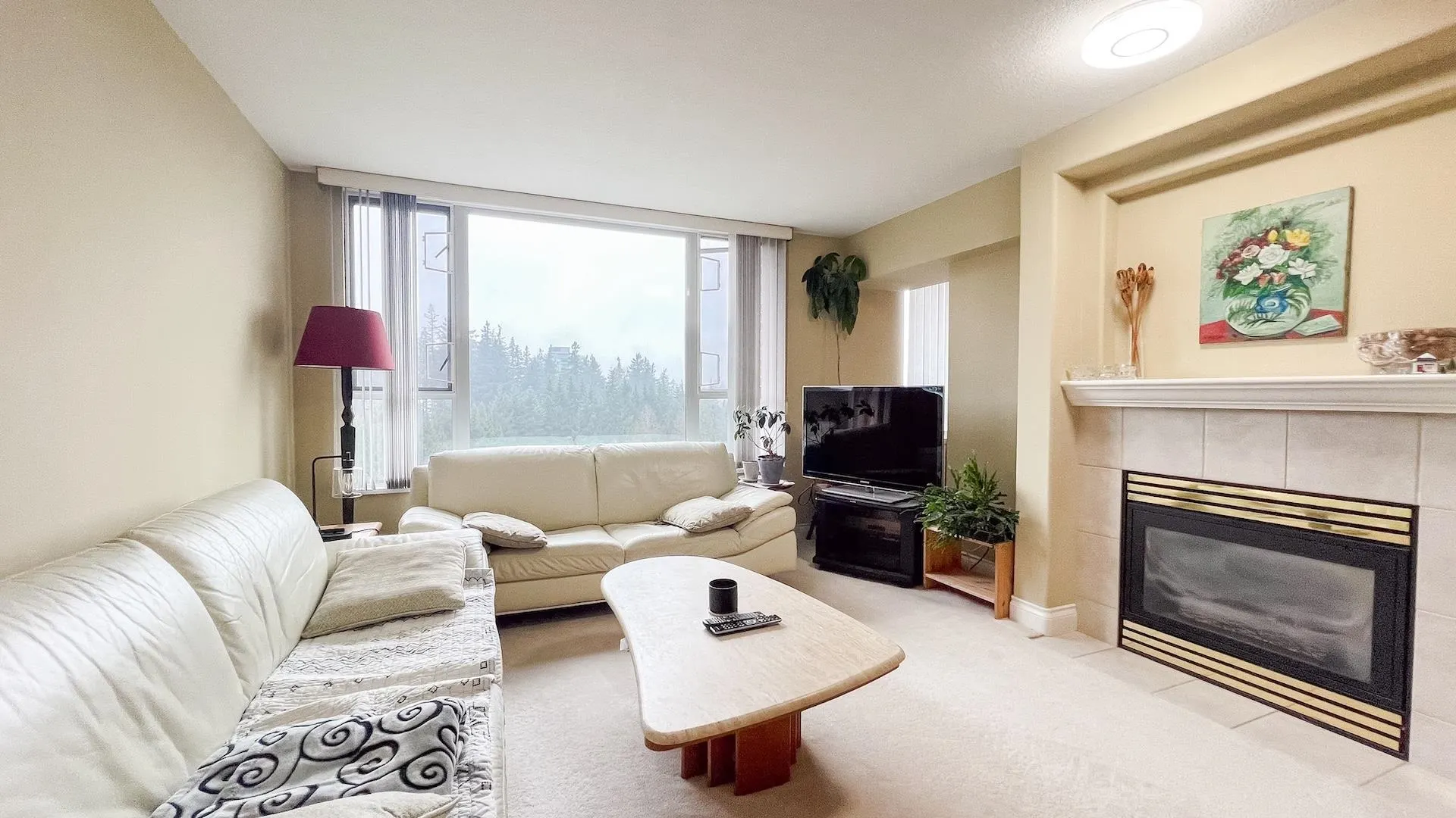 5615 Hampton Place #901
