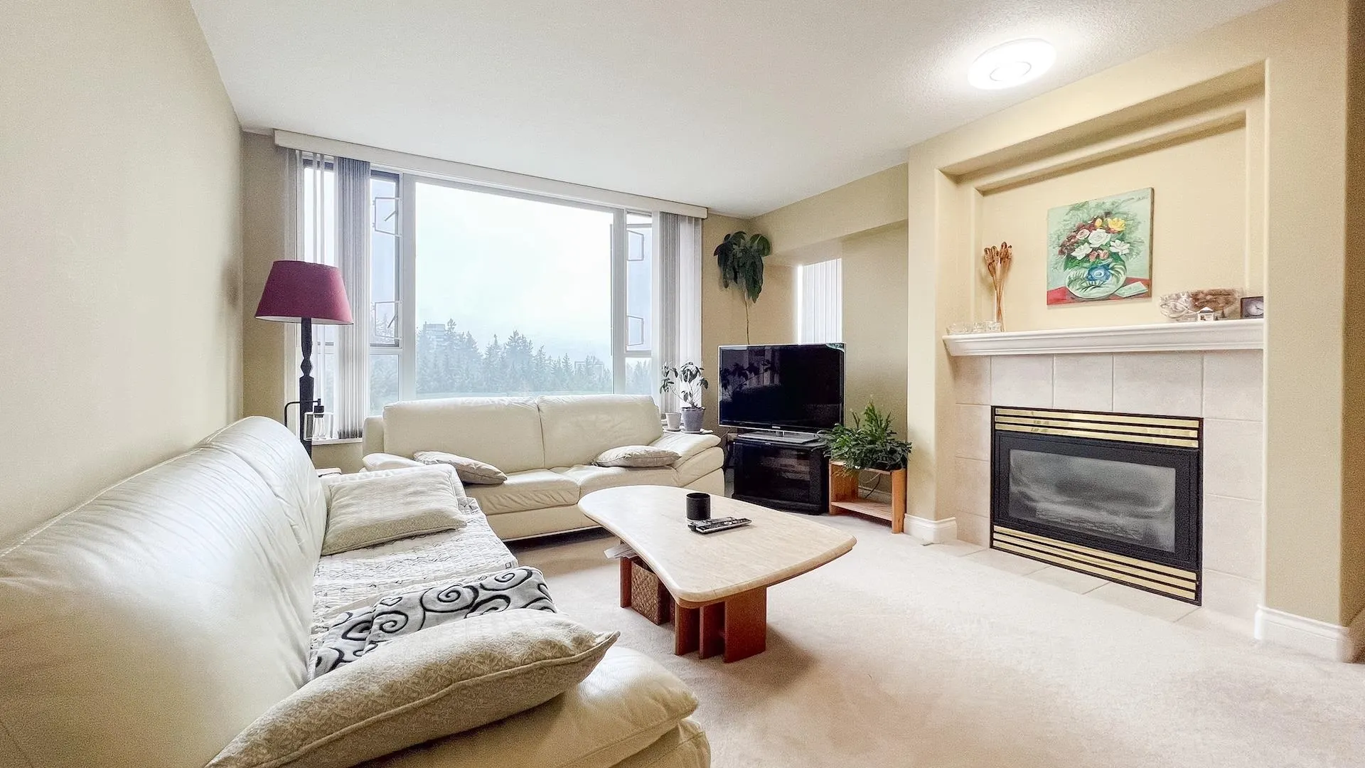 5615 Hampton Place #901