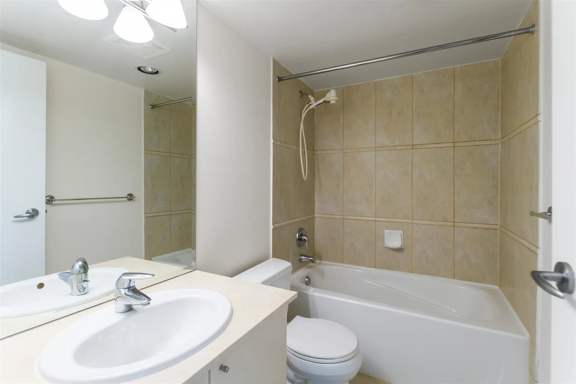 1328 W Pender Street #2206