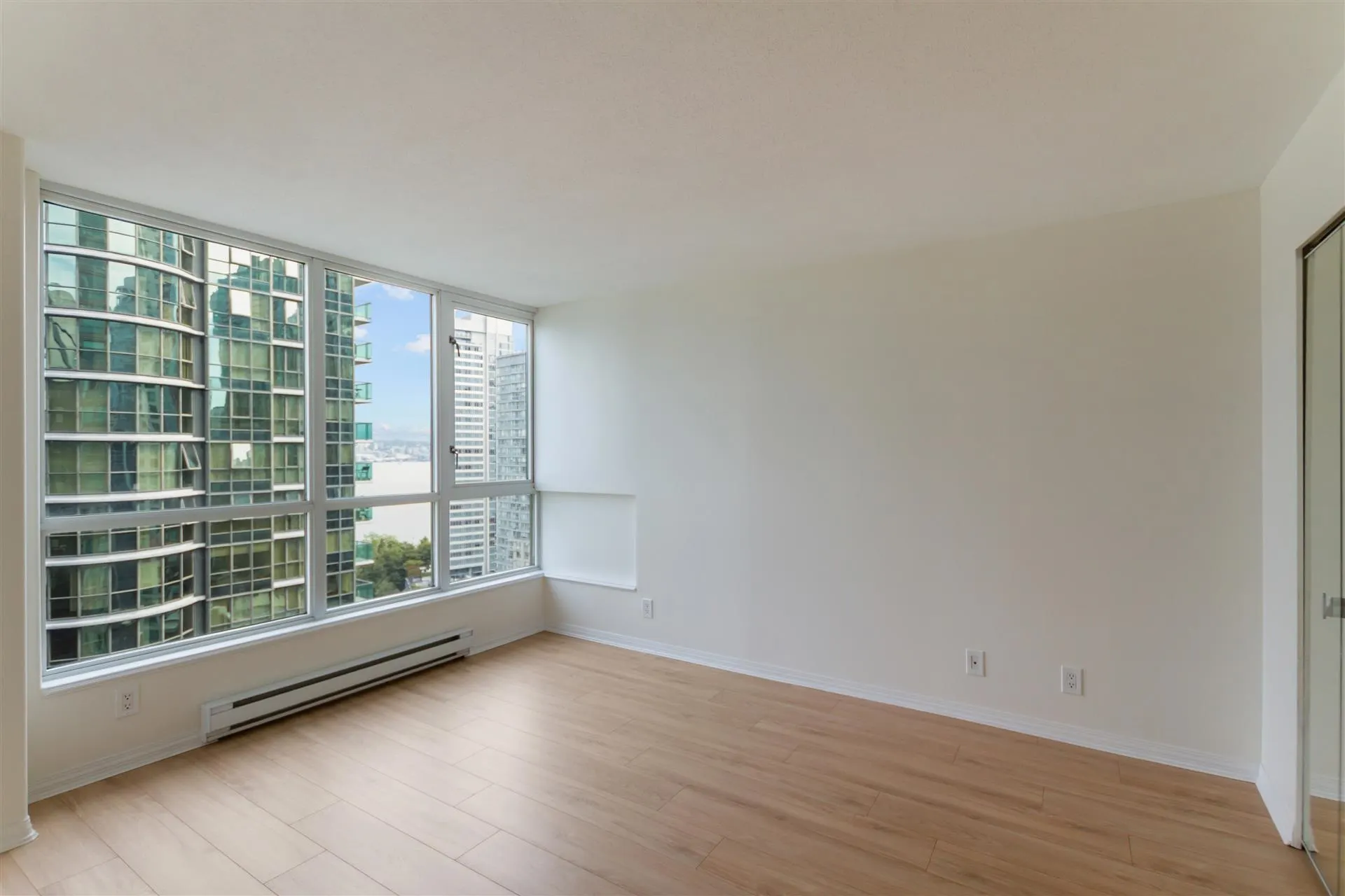 1328 W Pender Street #2206