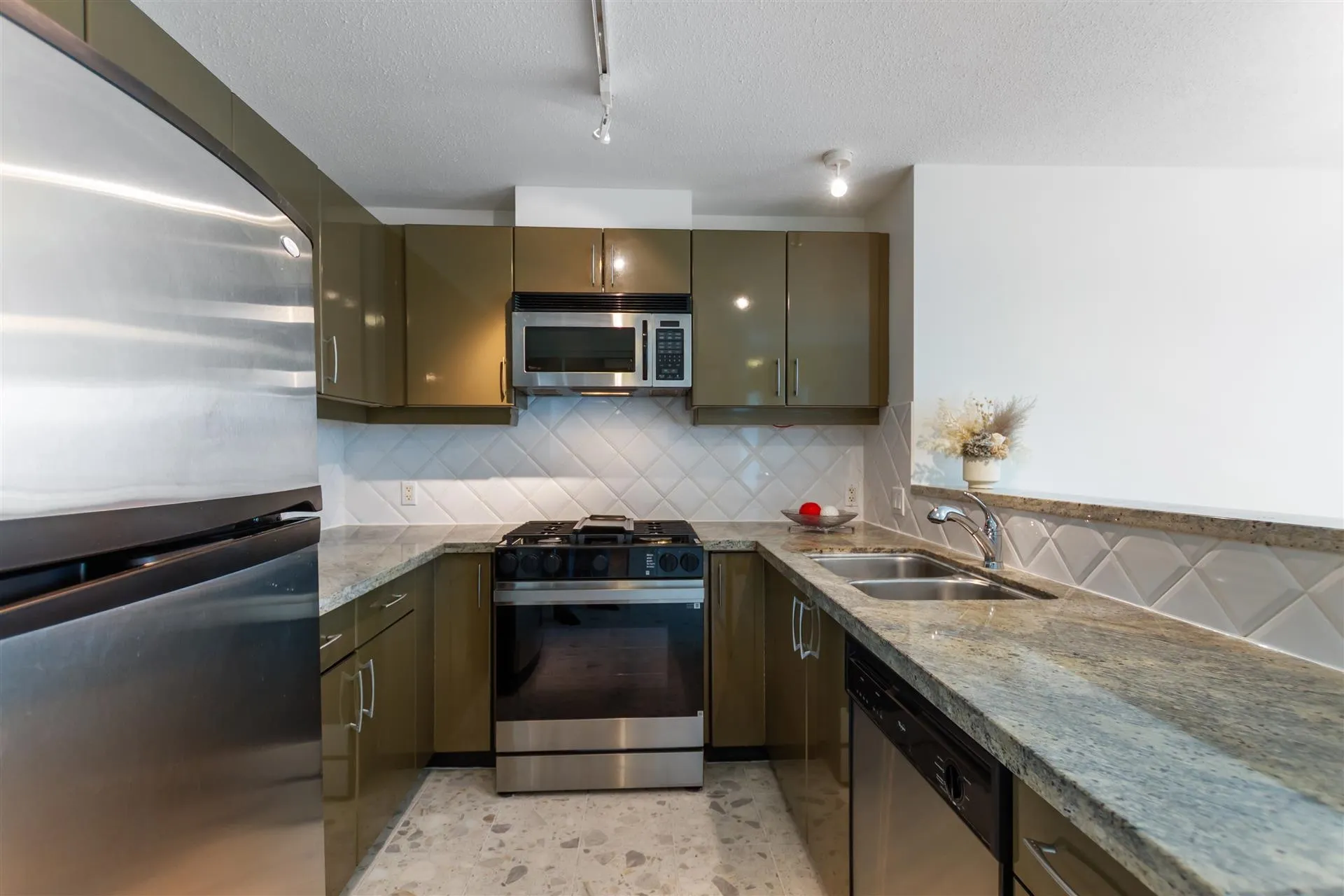 1328 W Pender Street #2206