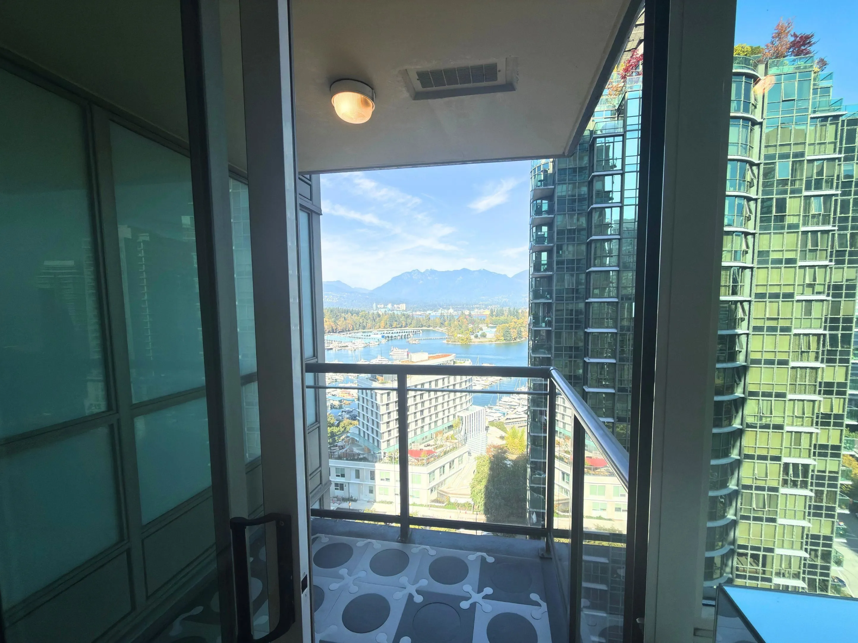 1328 W Pender Street #2206