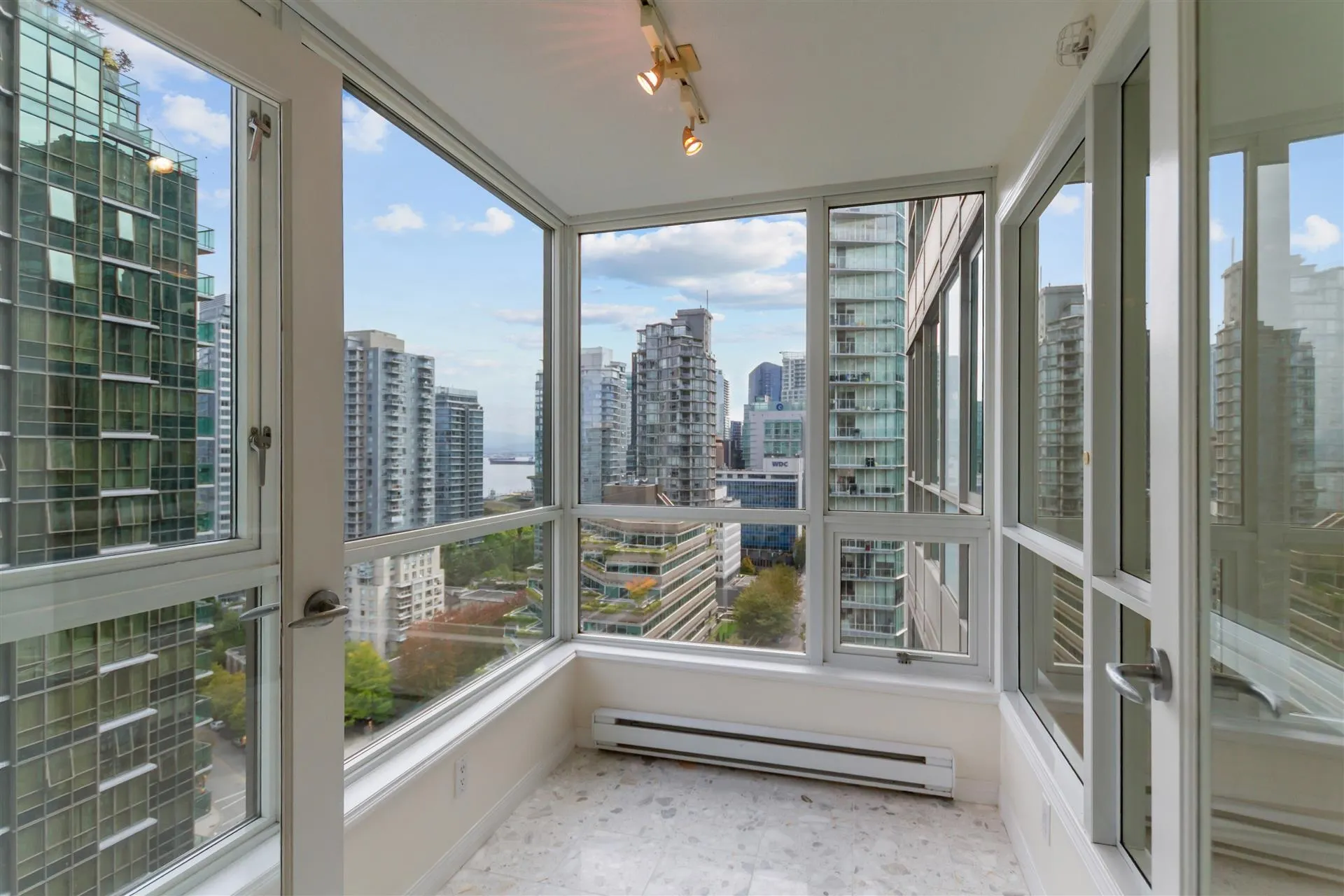 1328 W Pender Street #2206
