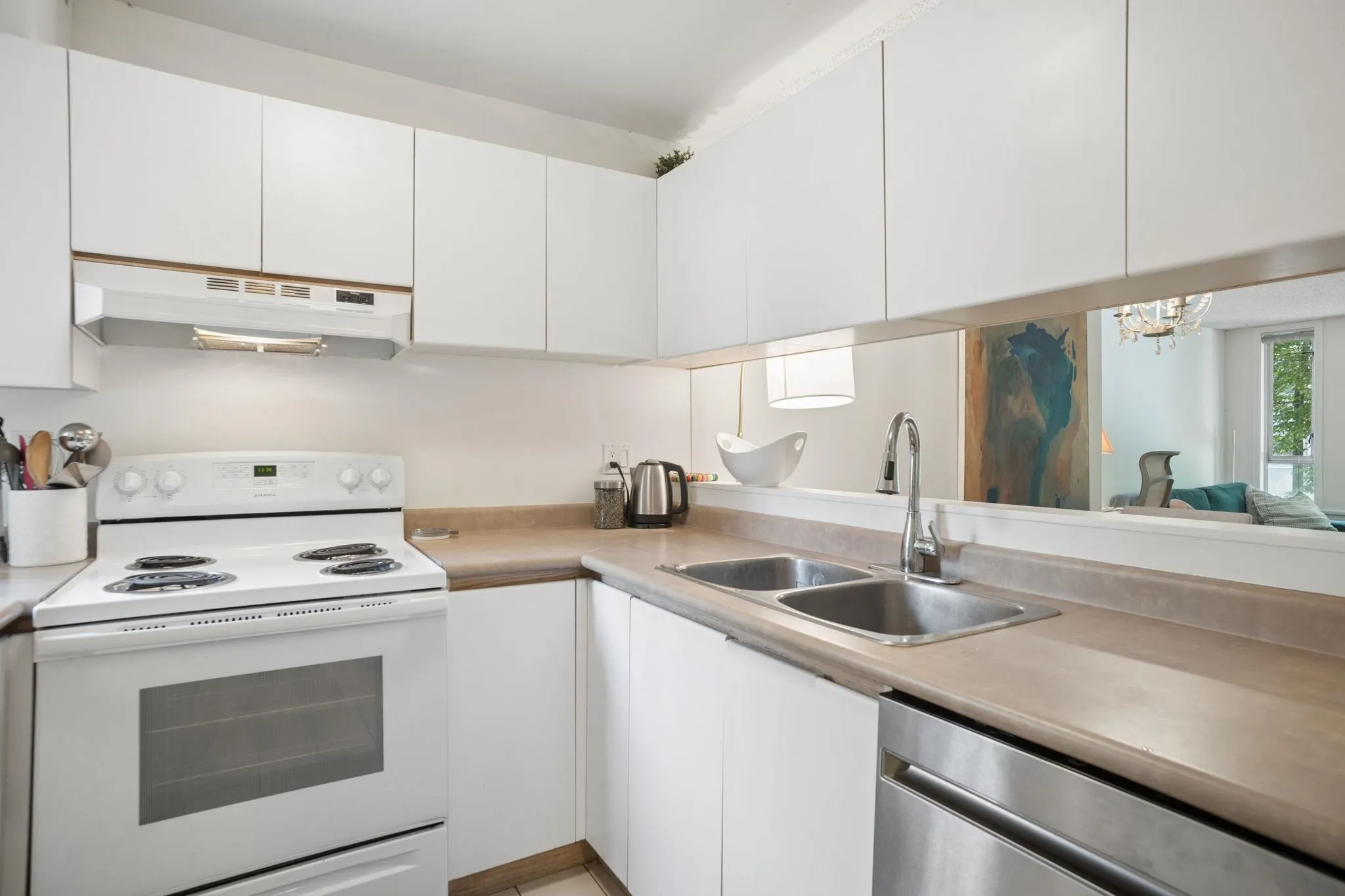 1230 Haro Street #216