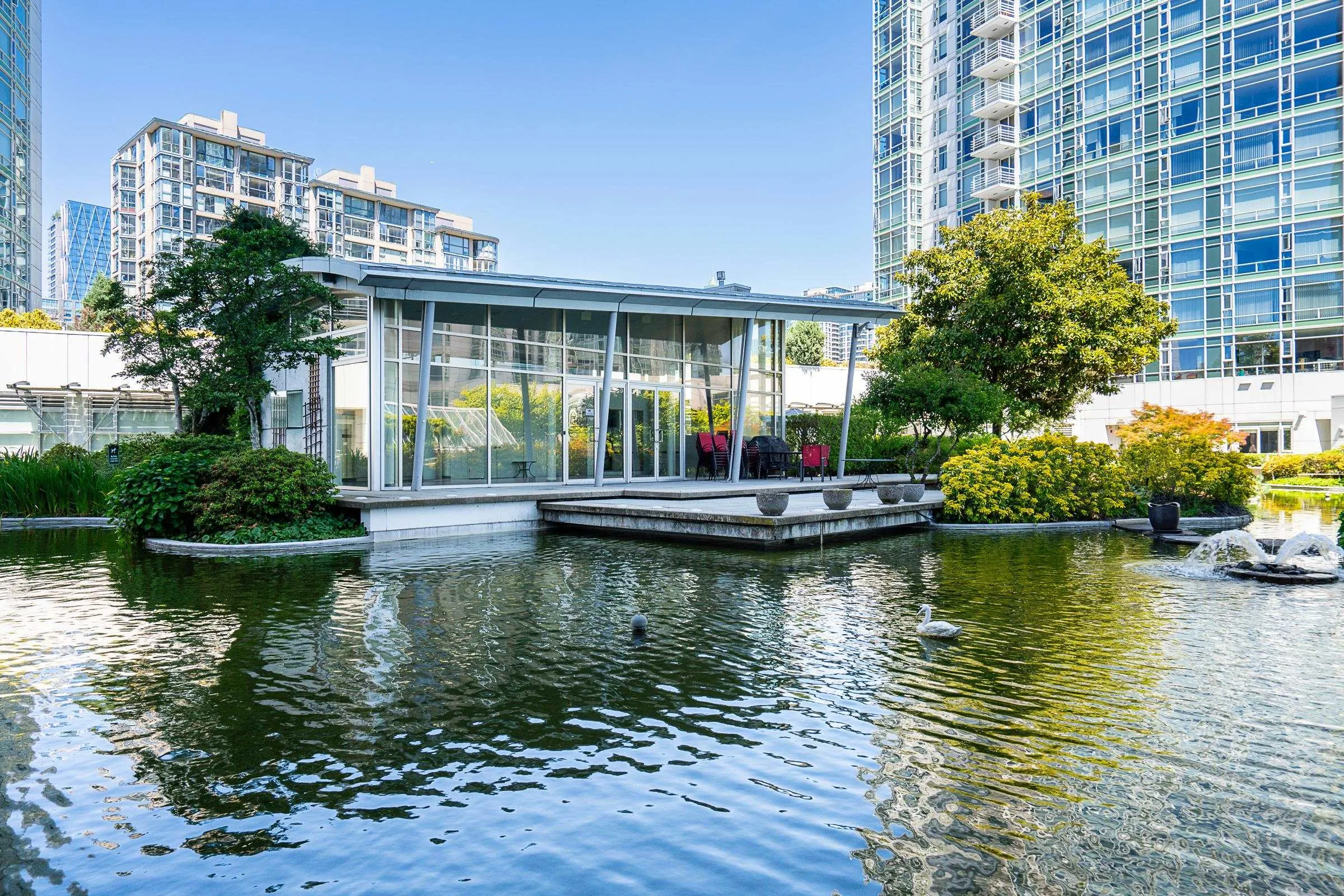1199 Marinaside Crescent #2303