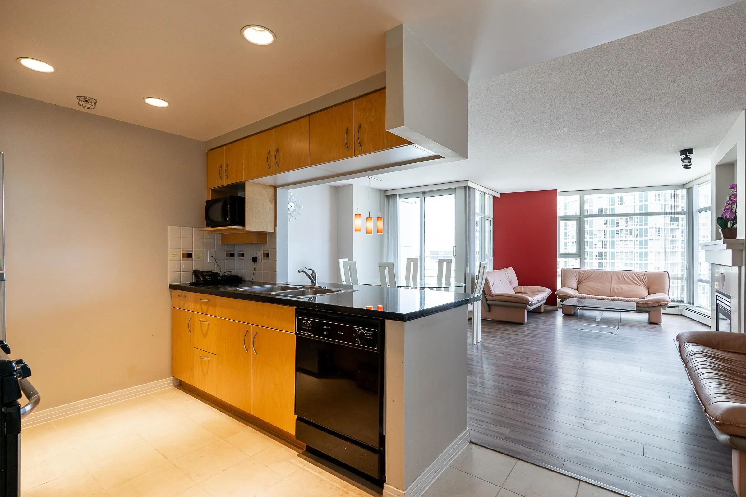 1199 Marinaside Crescent #2303