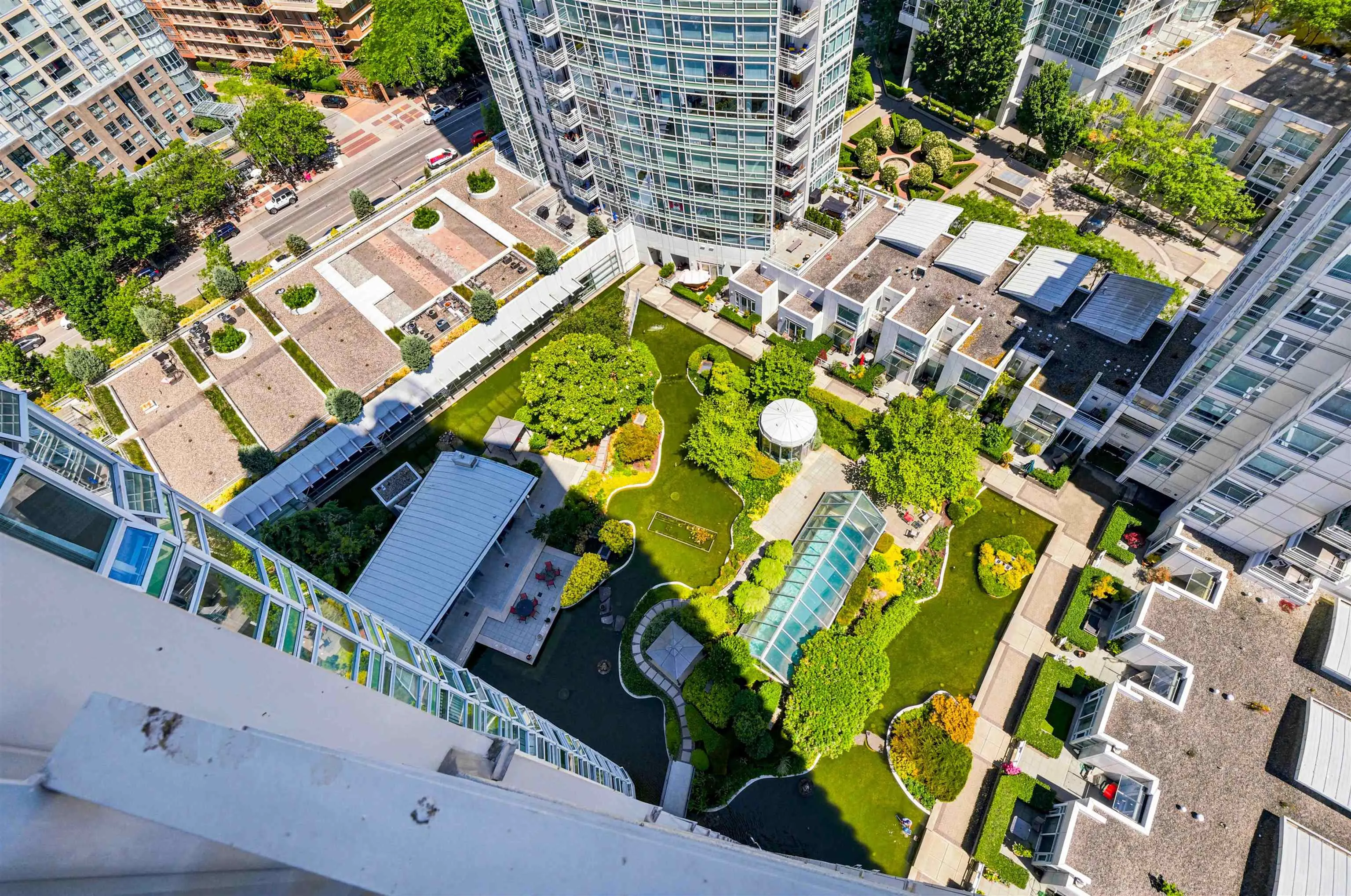 1199 Marinaside Crescent #2303