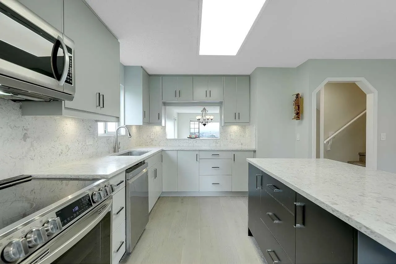 1140 Castle Crescent #208
