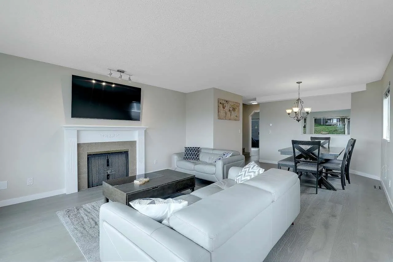 1140 Castle Crescent #208