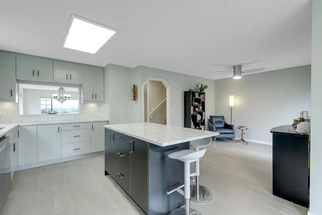 1140 Castle Crescent #208