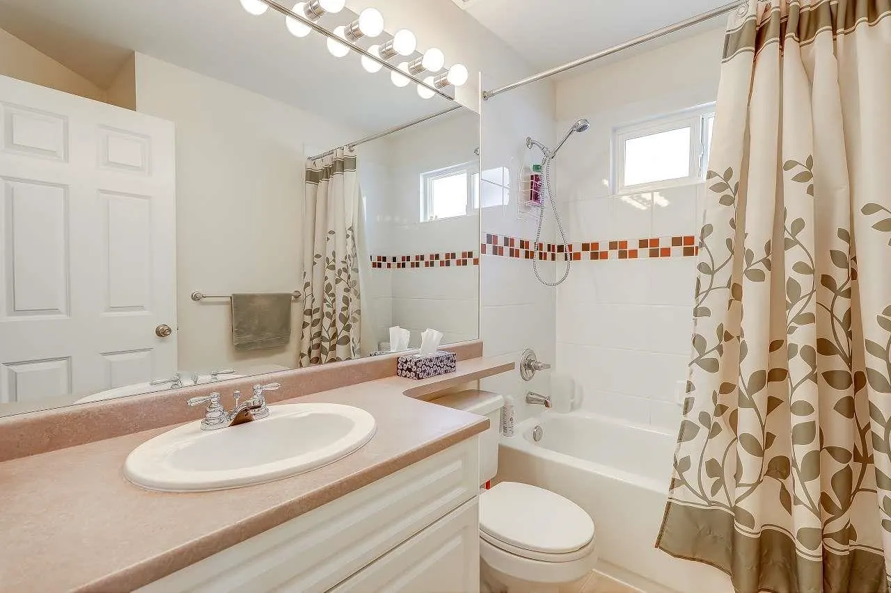 1108 Riverside Close #14