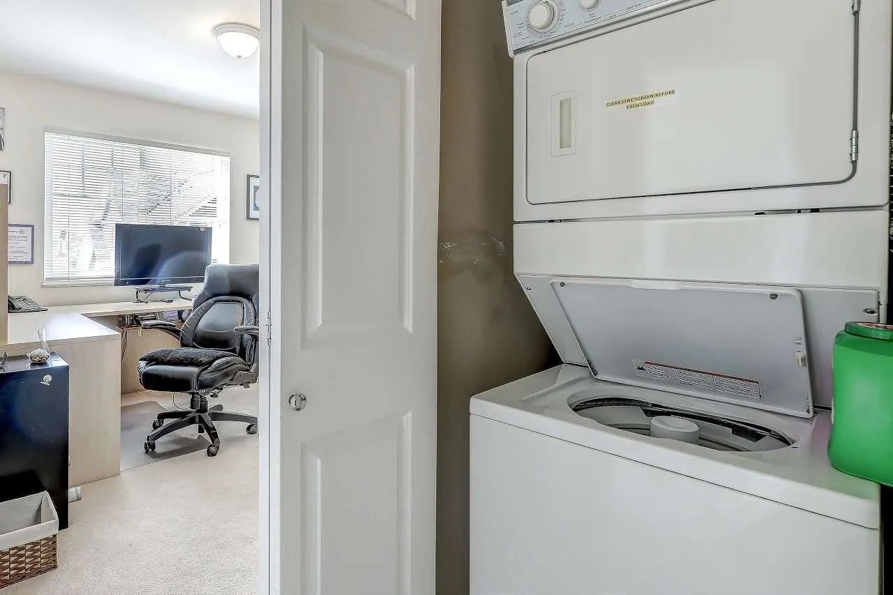 1108 Riverside Close #14