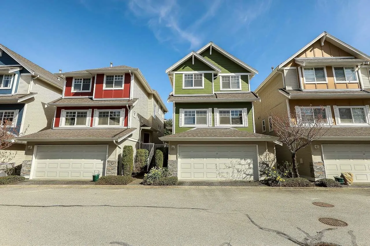 1108 Riverside Close #14