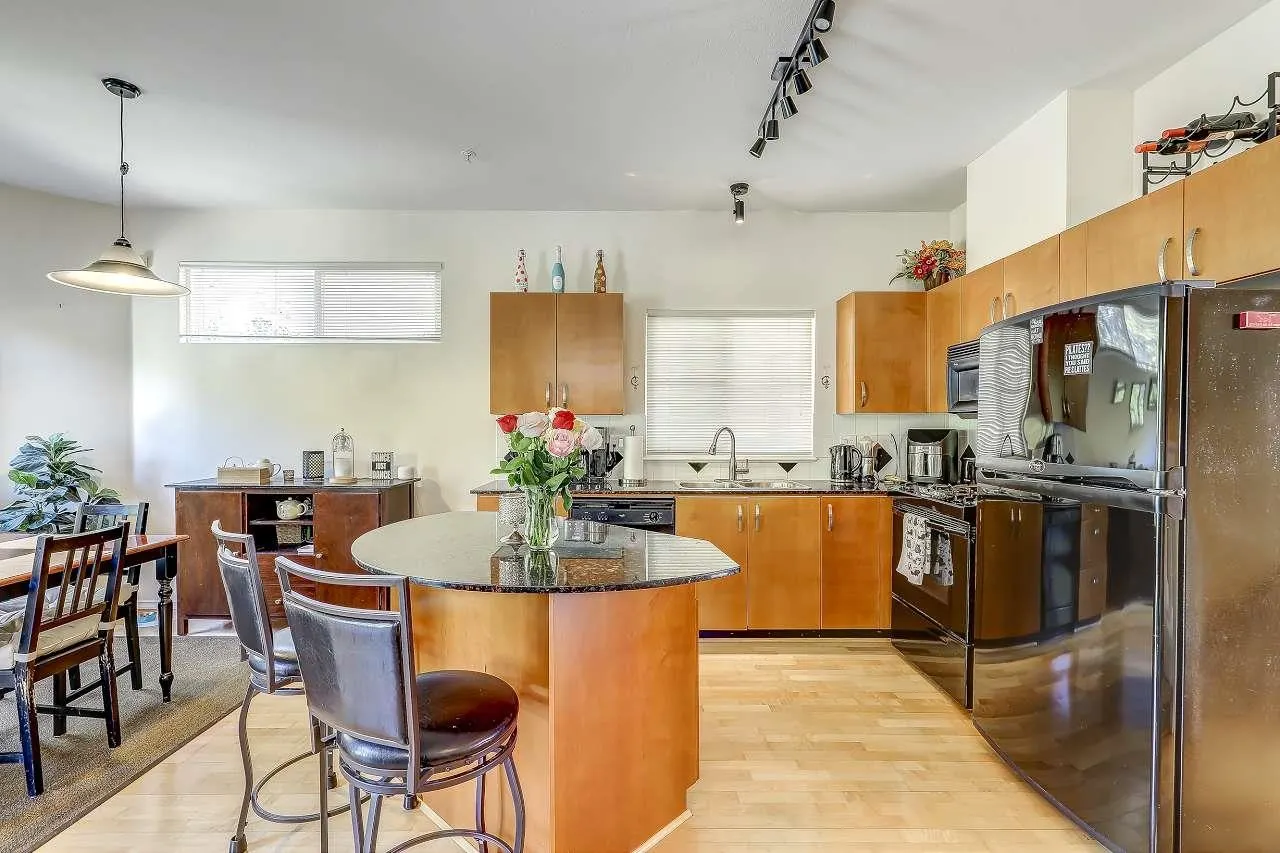 1108 Riverside Close #14