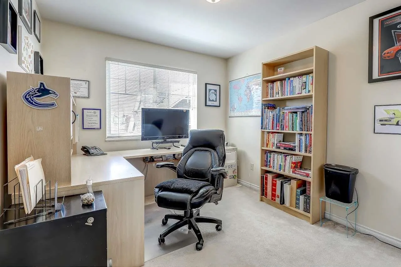 1108 Riverside Close #14