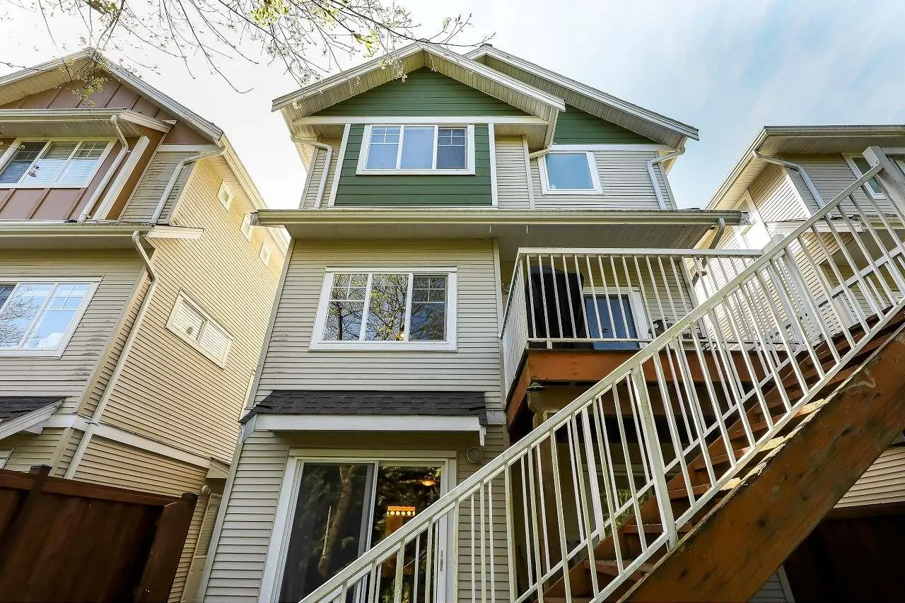 1108 Riverside Close #14