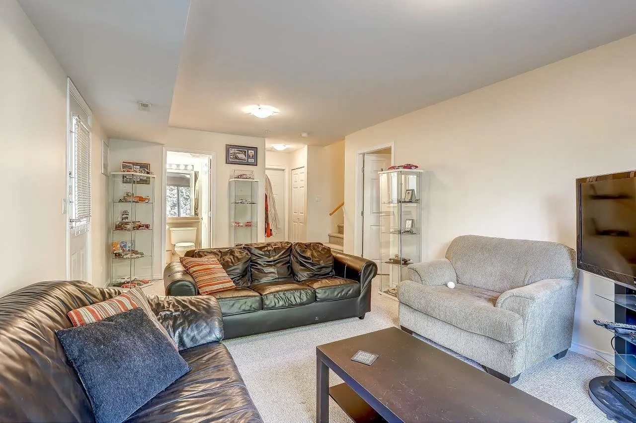 1108 Riverside Close #14