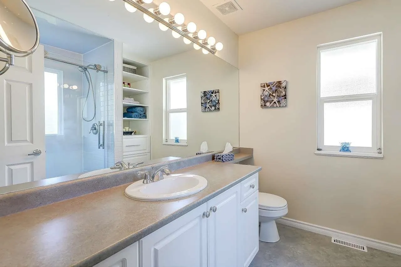 1108 Riverside Close #14