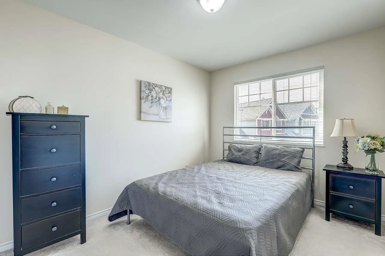1108 Riverside Close #14