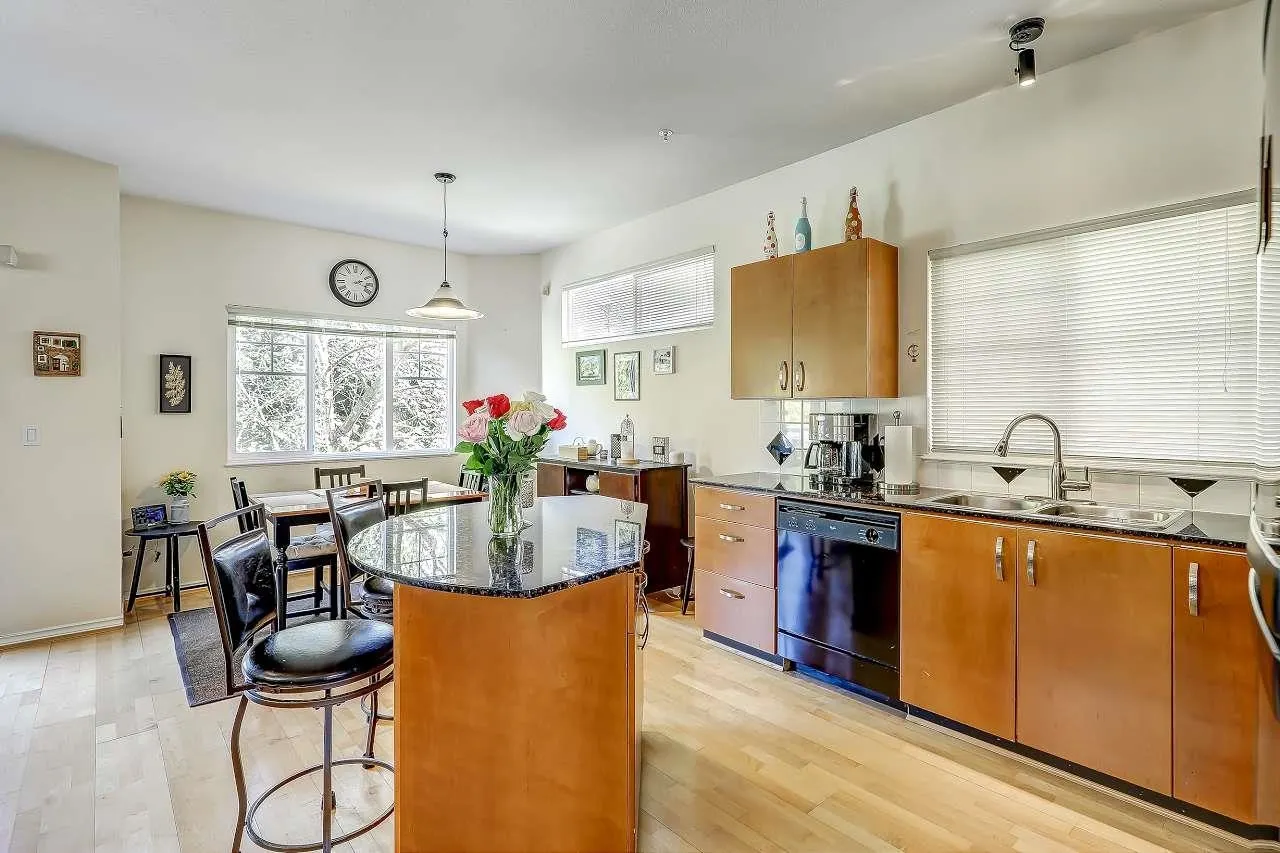 1108 Riverside Close #14